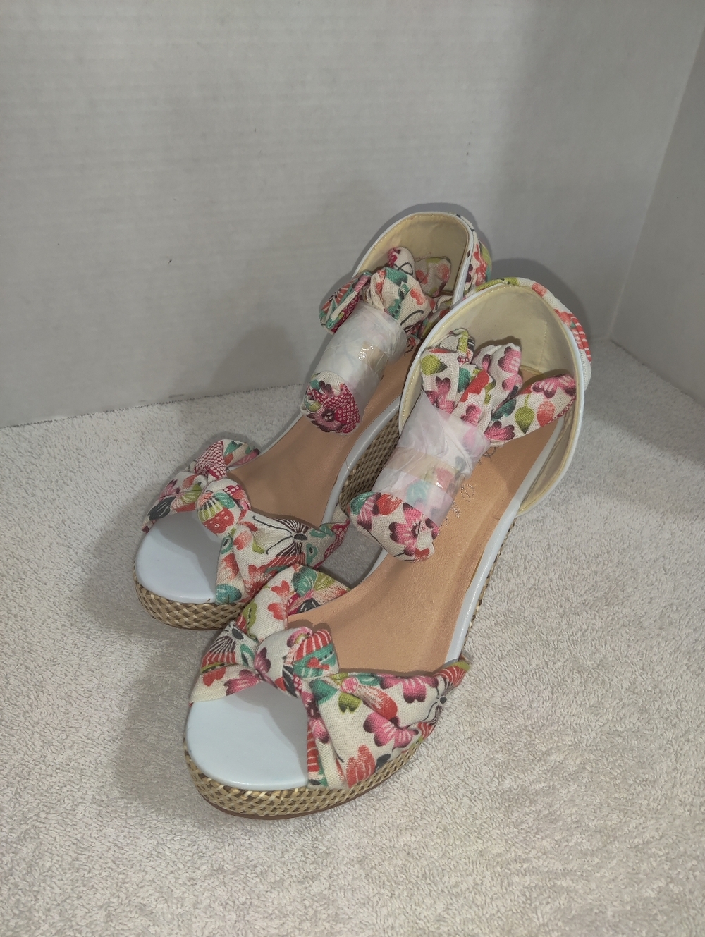 Floral Bow Ankle-Strap Wedge Sandals White Multicolor - Picture 3 of 11